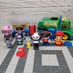 Ryans World Action Figures Recycle Truck Super Spy‎ Peck Combo Panda Gamer